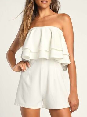 Lulus white strapless tiered shorts romper